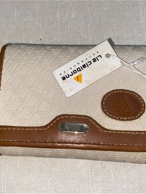 Liz Claiborne VTG Dead stock Wallet Leather Ivory Brown  NWT
